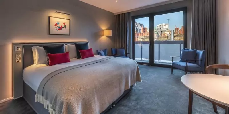 Hotel booking deals
