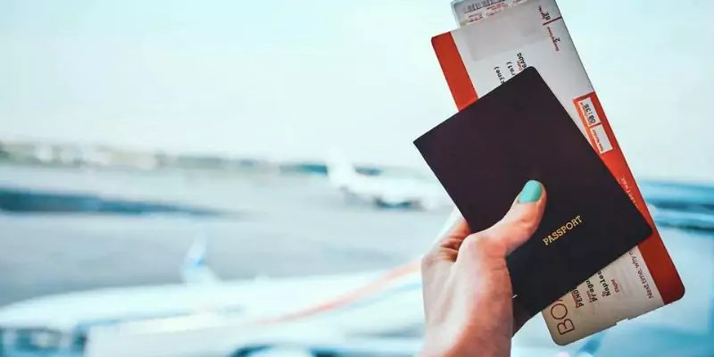Last-Minute Flight Deals